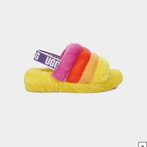 NWOT UGG Fluff Yeah slides